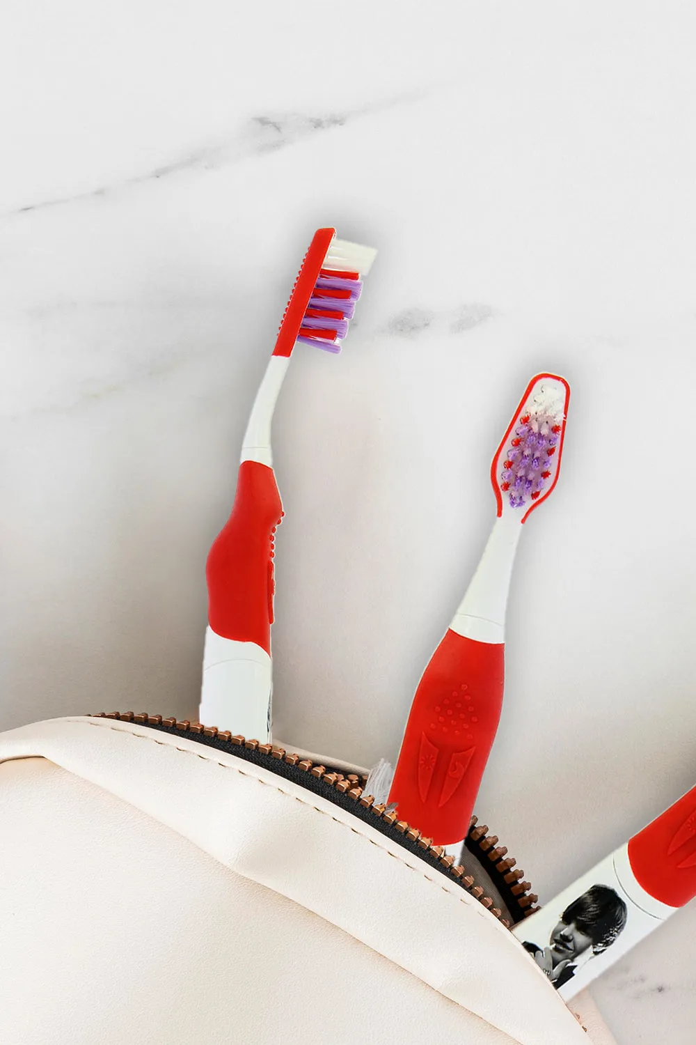Brush Buddies Justin Bieber Singing Toothbrush (Somebody to Love and Love me)-RED