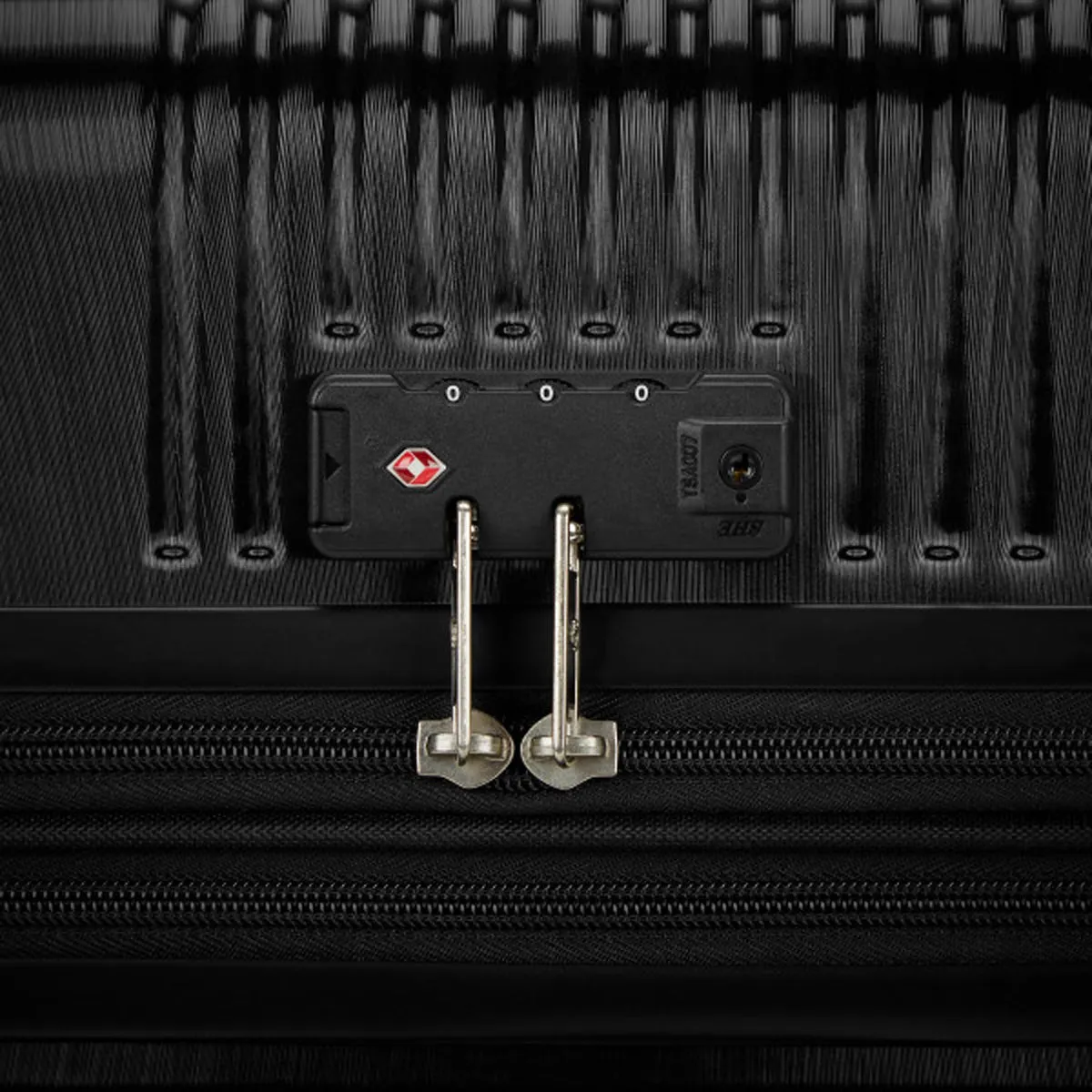Samsonite Alliance SE Medium Spinner