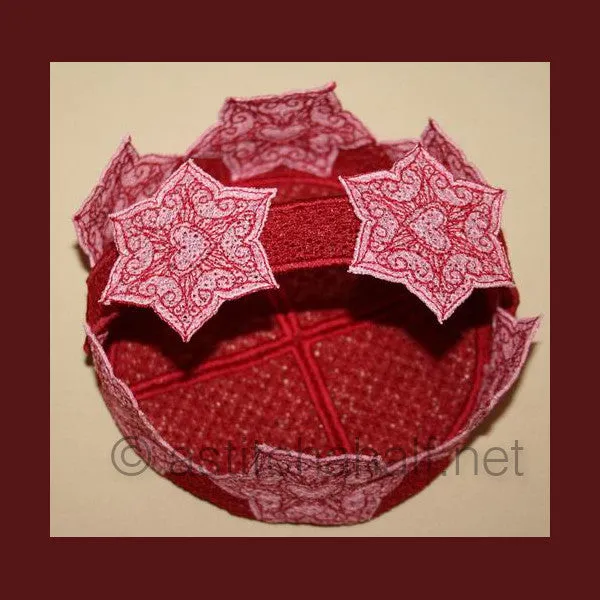 Snow Flower Freestanding Lace Baskets